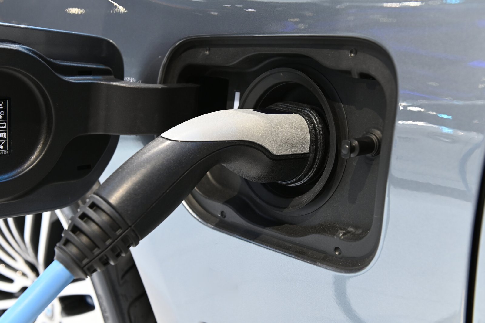 Vehicle Charging.jpeg